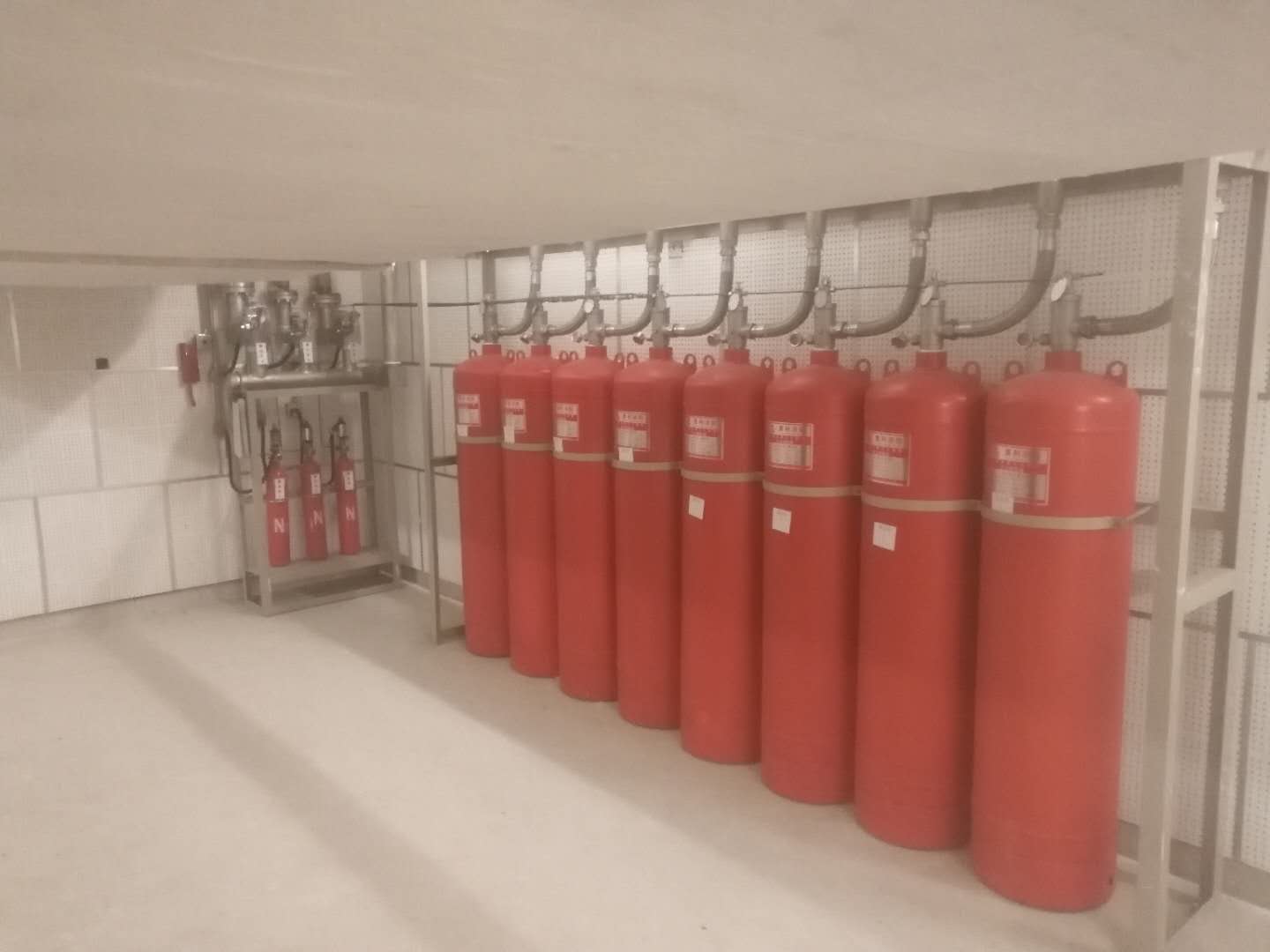 新机场消防气体灭火系统
